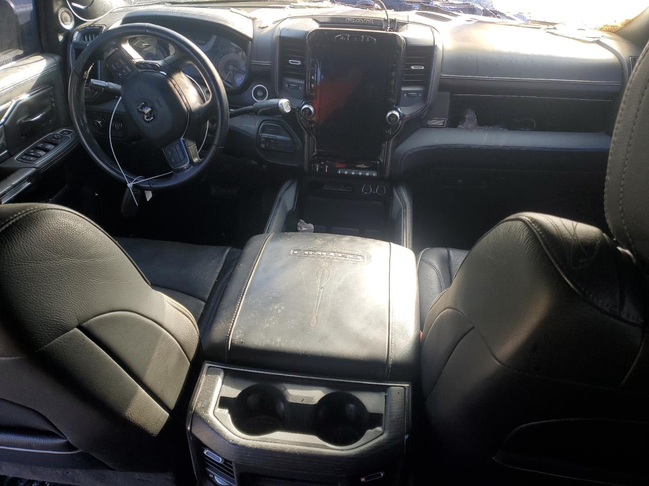 2022 RAM 3500 - Image 8