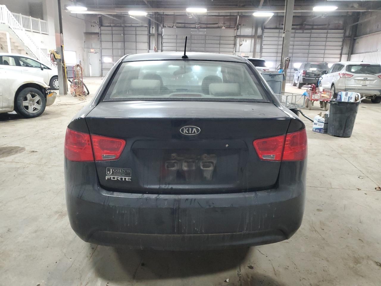2011 Kia Forte - Image 6