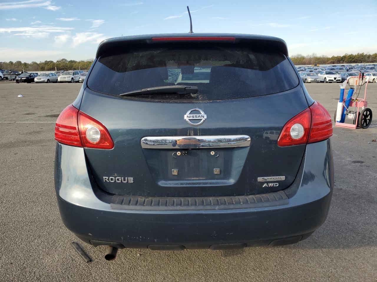 2012 Nissan Rogue - Image 6