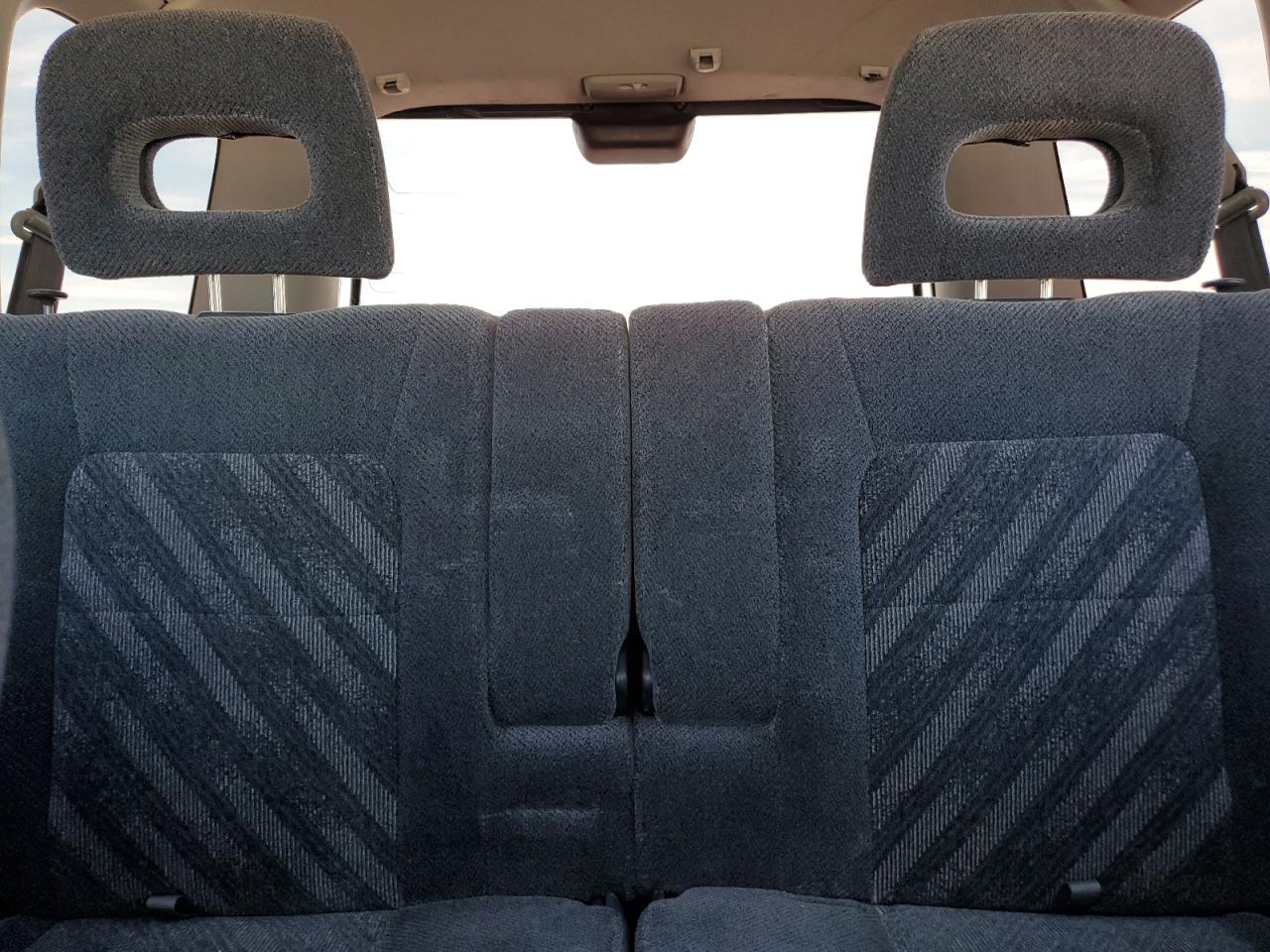 2001 Honda CR-V - Image 10