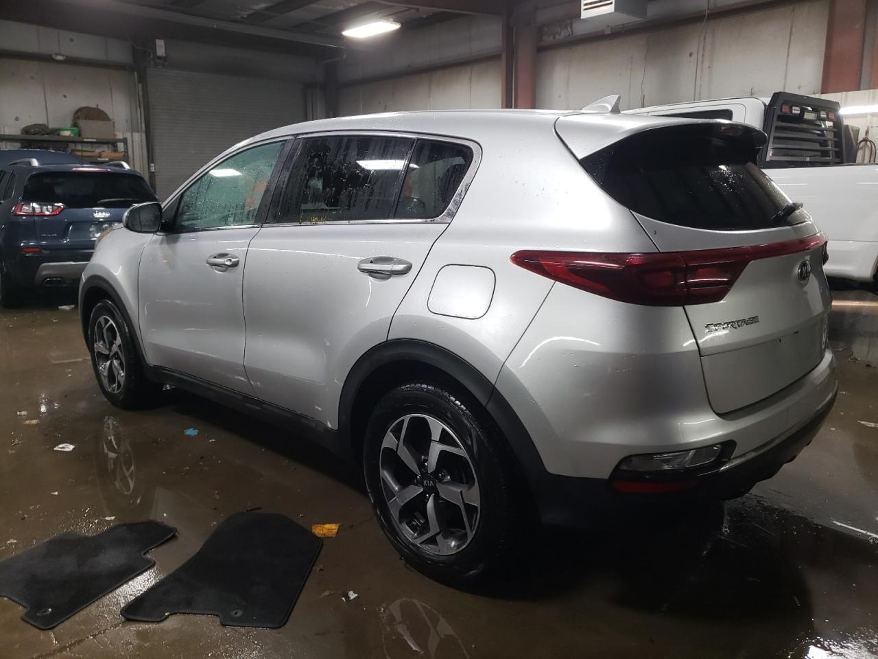 2021 Kia Sportage - Image 2