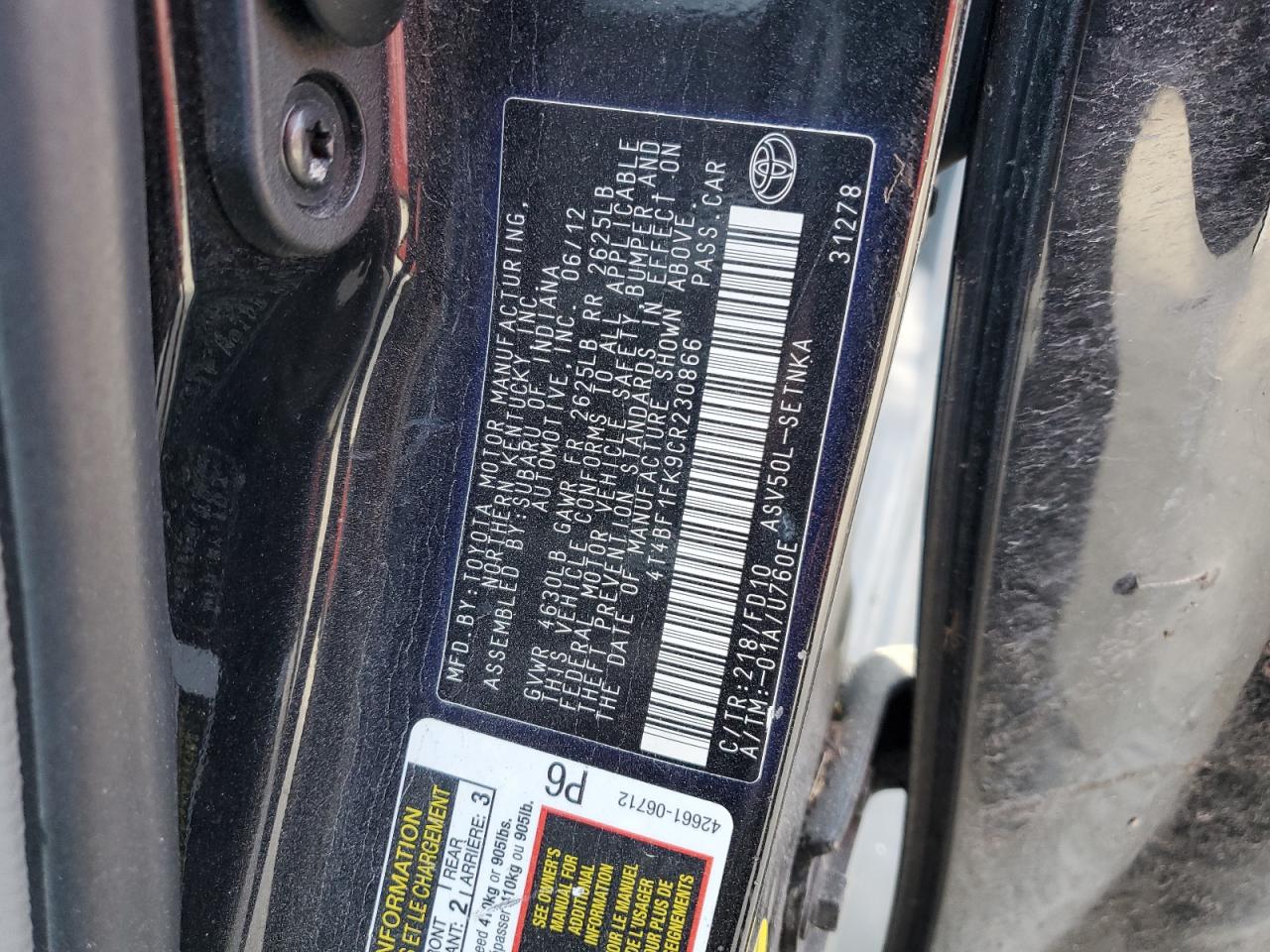 2012 Toyota Camry - Image 14
