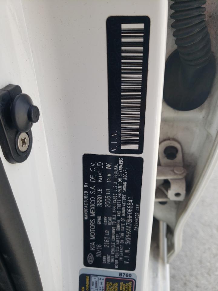 2017 Kia Forte - Image 14