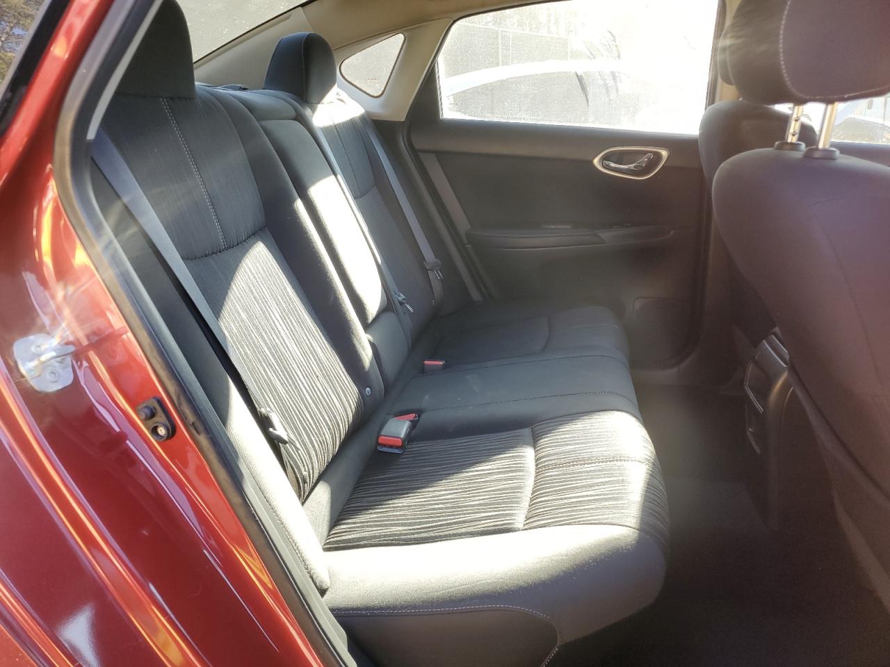 2016 Nissan Sentra - Image 11