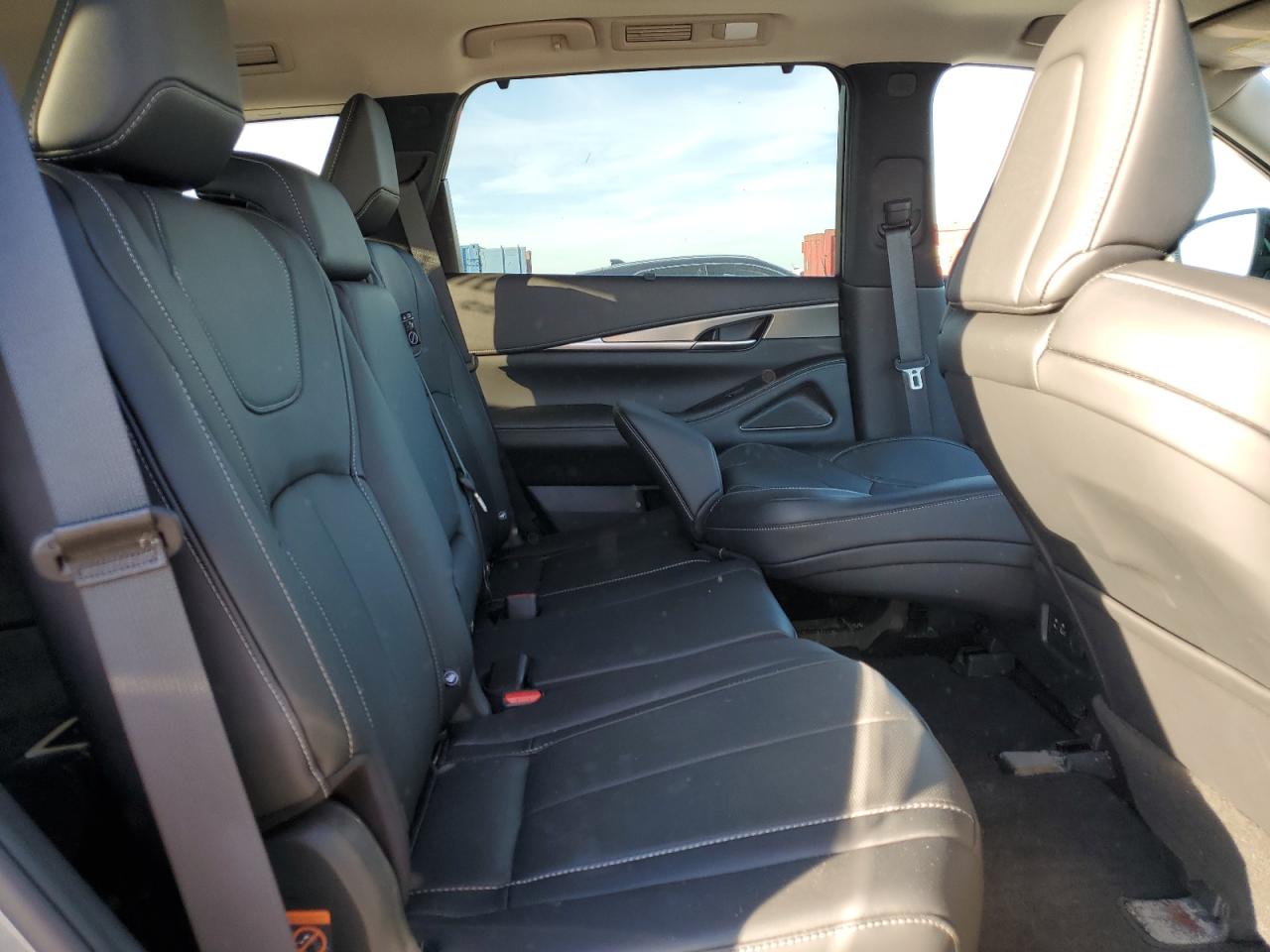 2024 Infiniti QX60 - Image 11