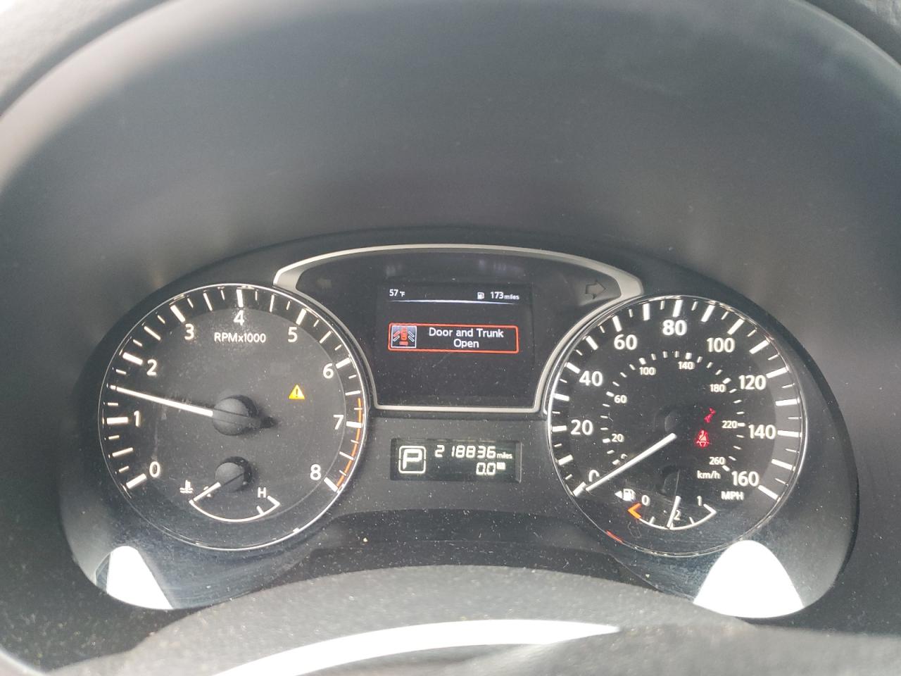 2015 Nissan Altima - Image 9