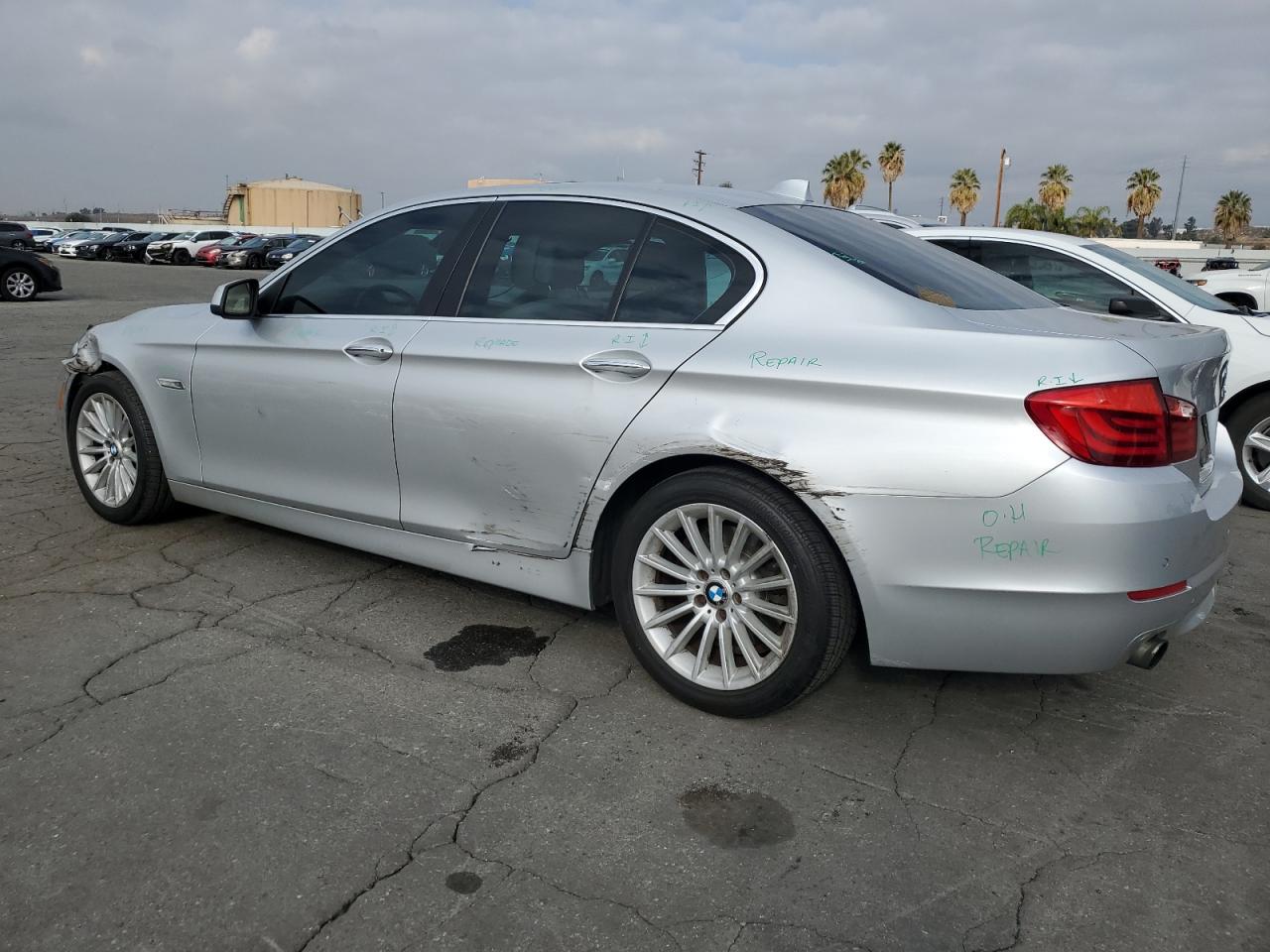2011 BMW 5er - Image 2