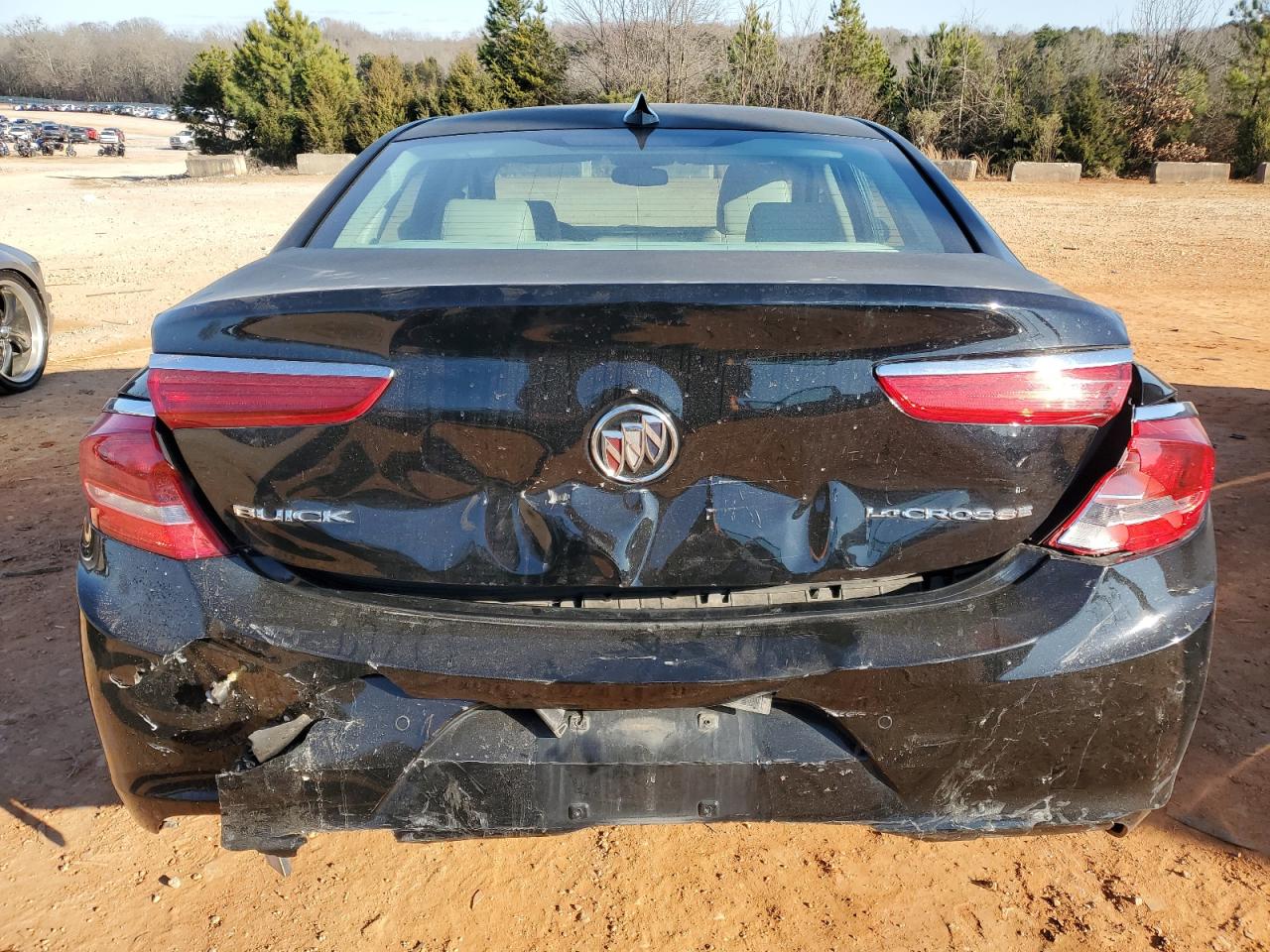 2017 Buick LaCrosse - Image 6