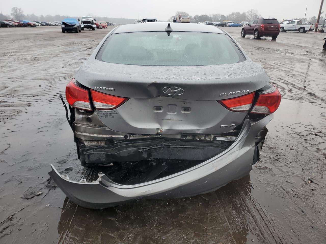 2012 Hyundai Elantra - Image 6