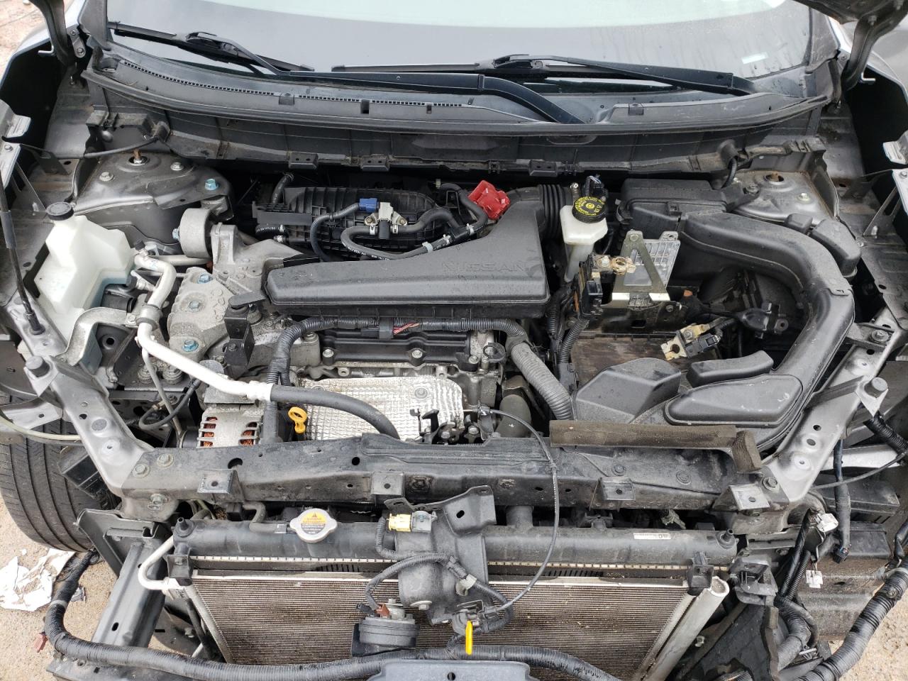 2017 Nissan Rogue - Image 12