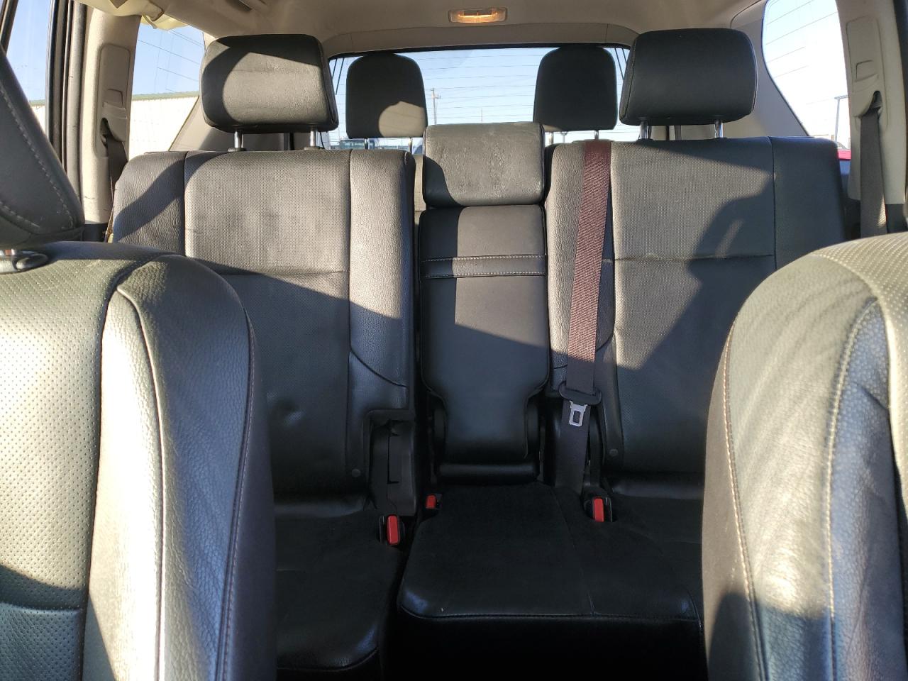 2017 Lexus GX - Image 10