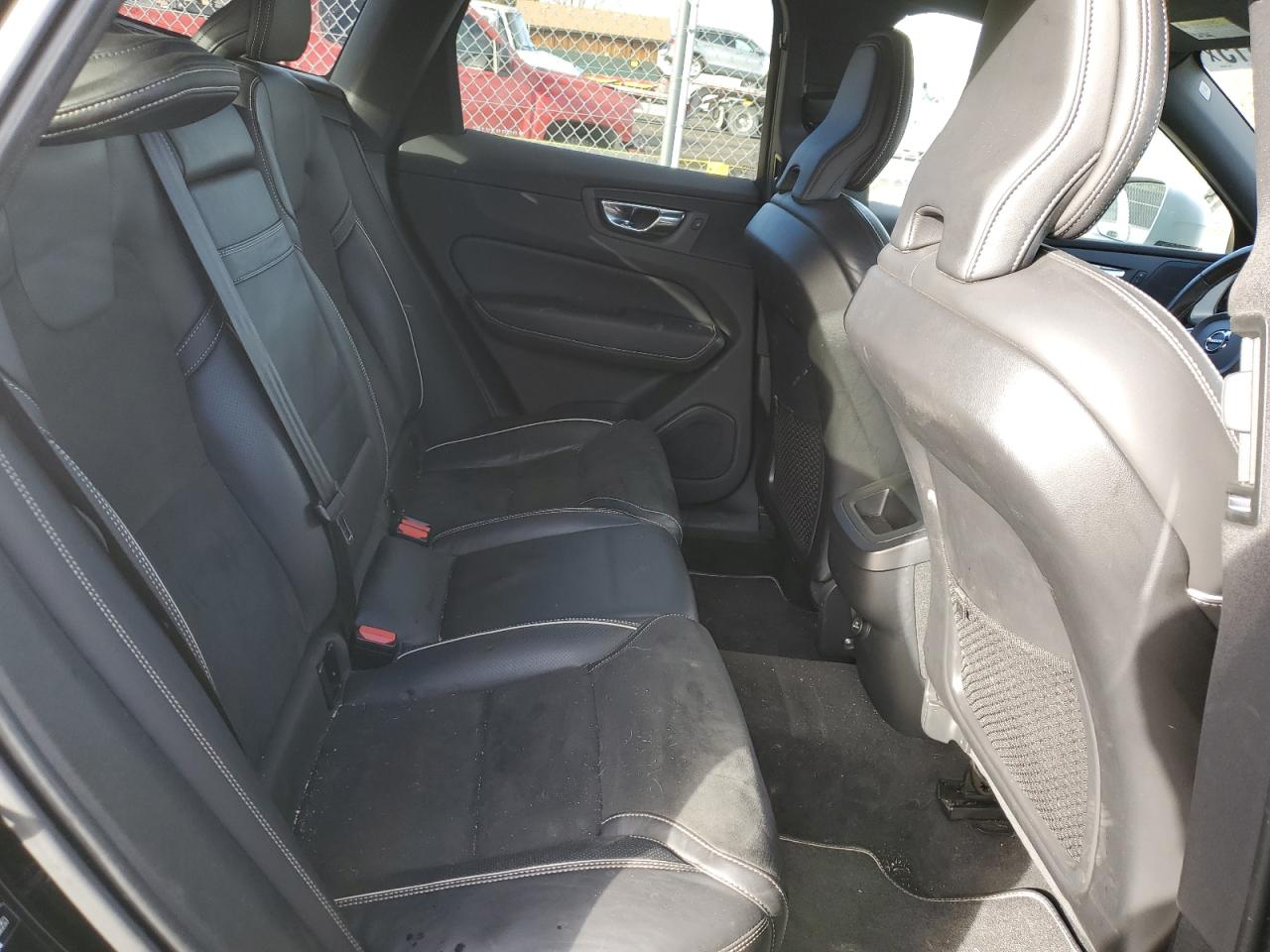 2019 Volvo XC60 - Image 11