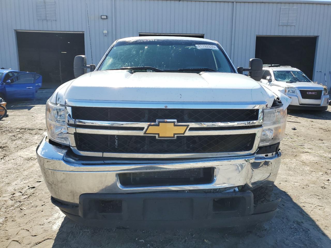 2013 Chevrolet Silverado - Image 5