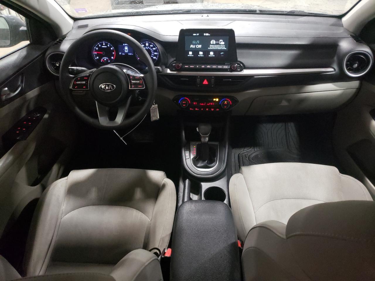 2019 Kia Forte - Image 8