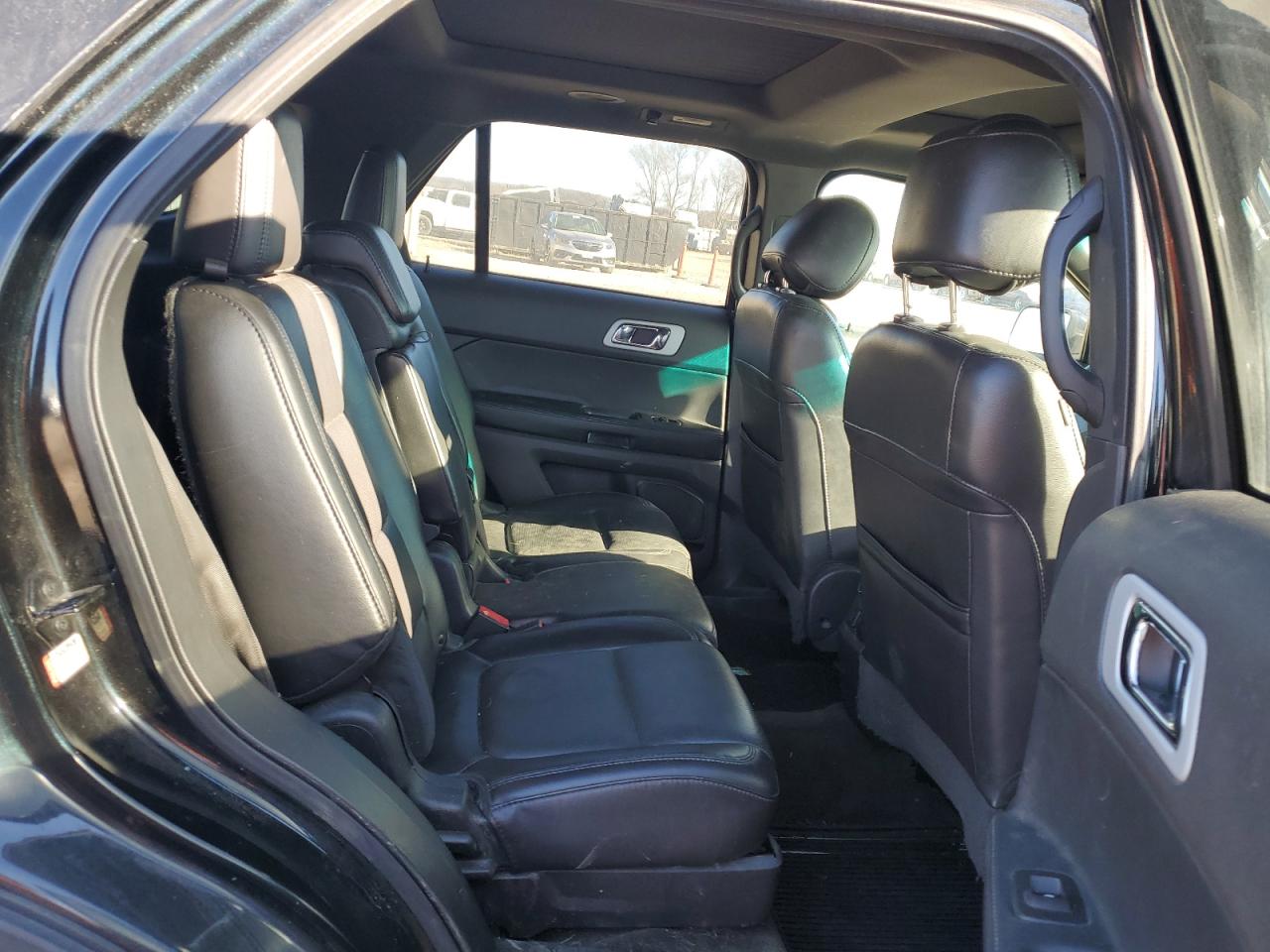 2014 Ford Explorer - Image 10