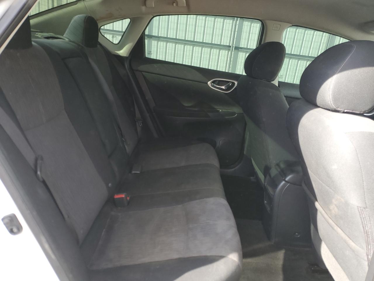 2014 Nissan Sentra - Image 11