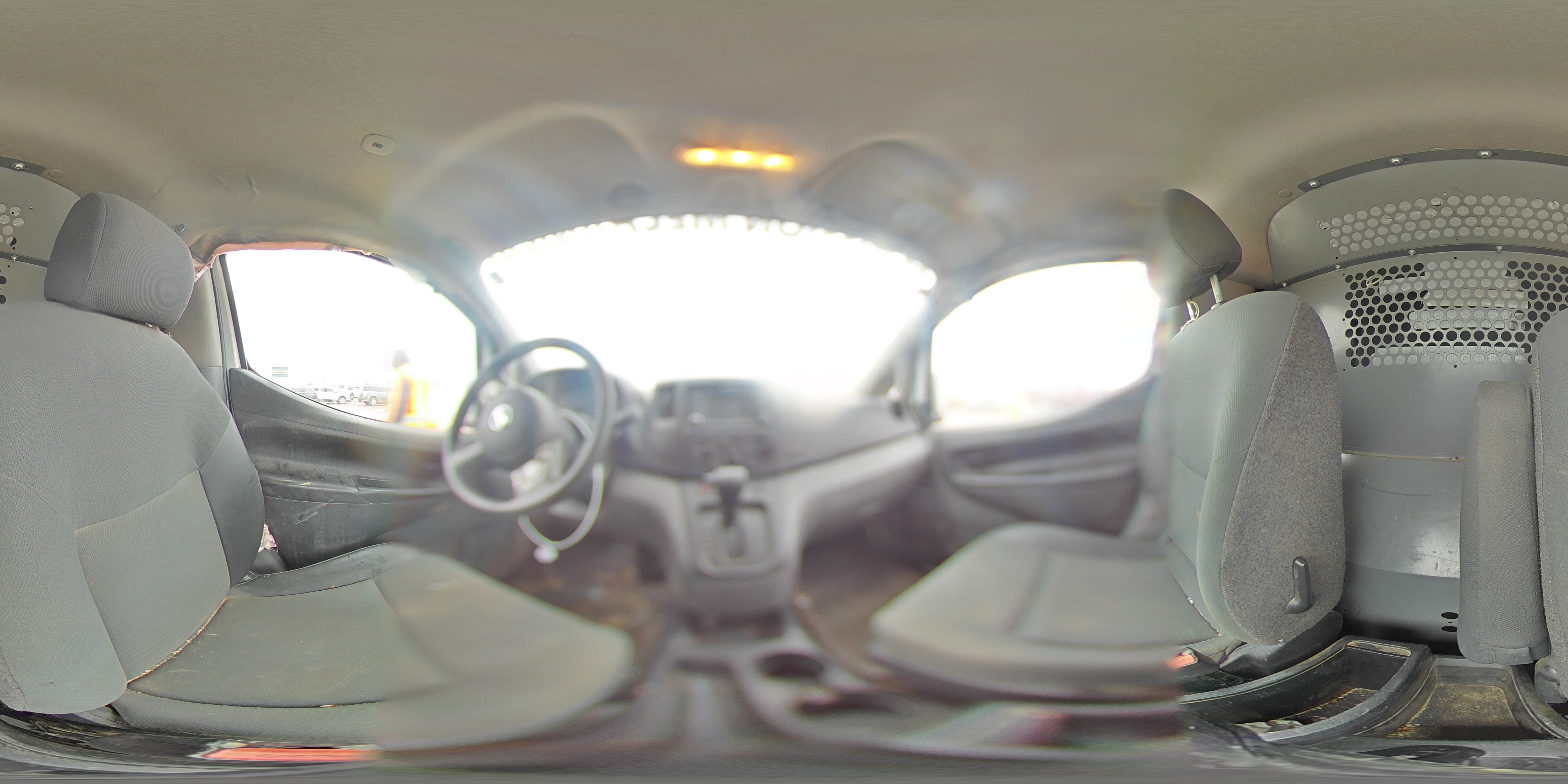 2015 Nissan NV - Image 12