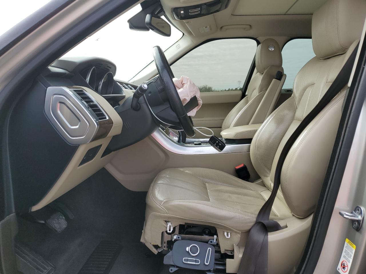 2016 Land Rover Range Rover - Image 7