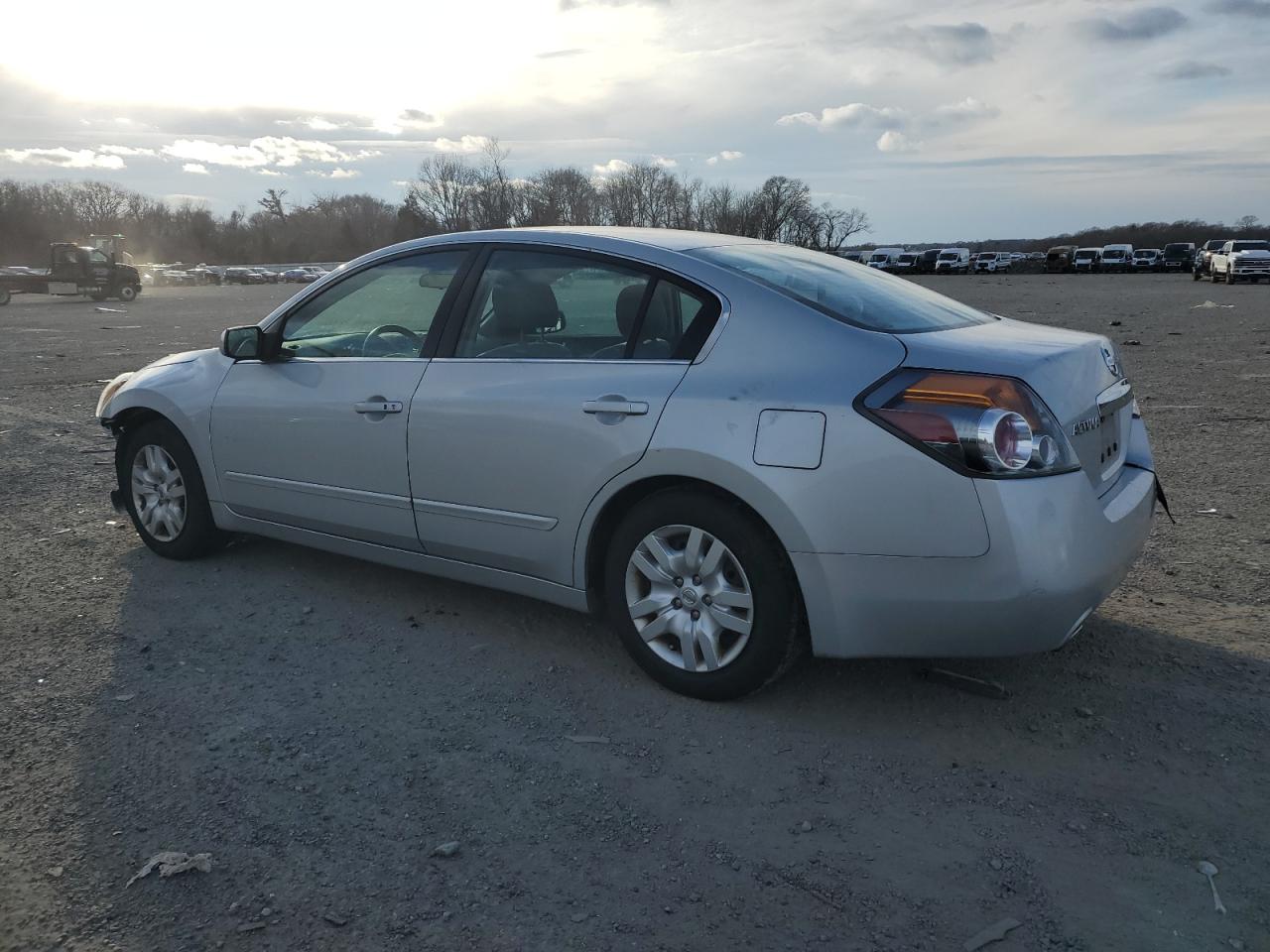 2012 Nissan Altima - Image 2
