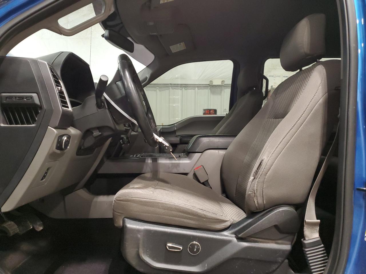 2015 Ford F-150 - Image 7