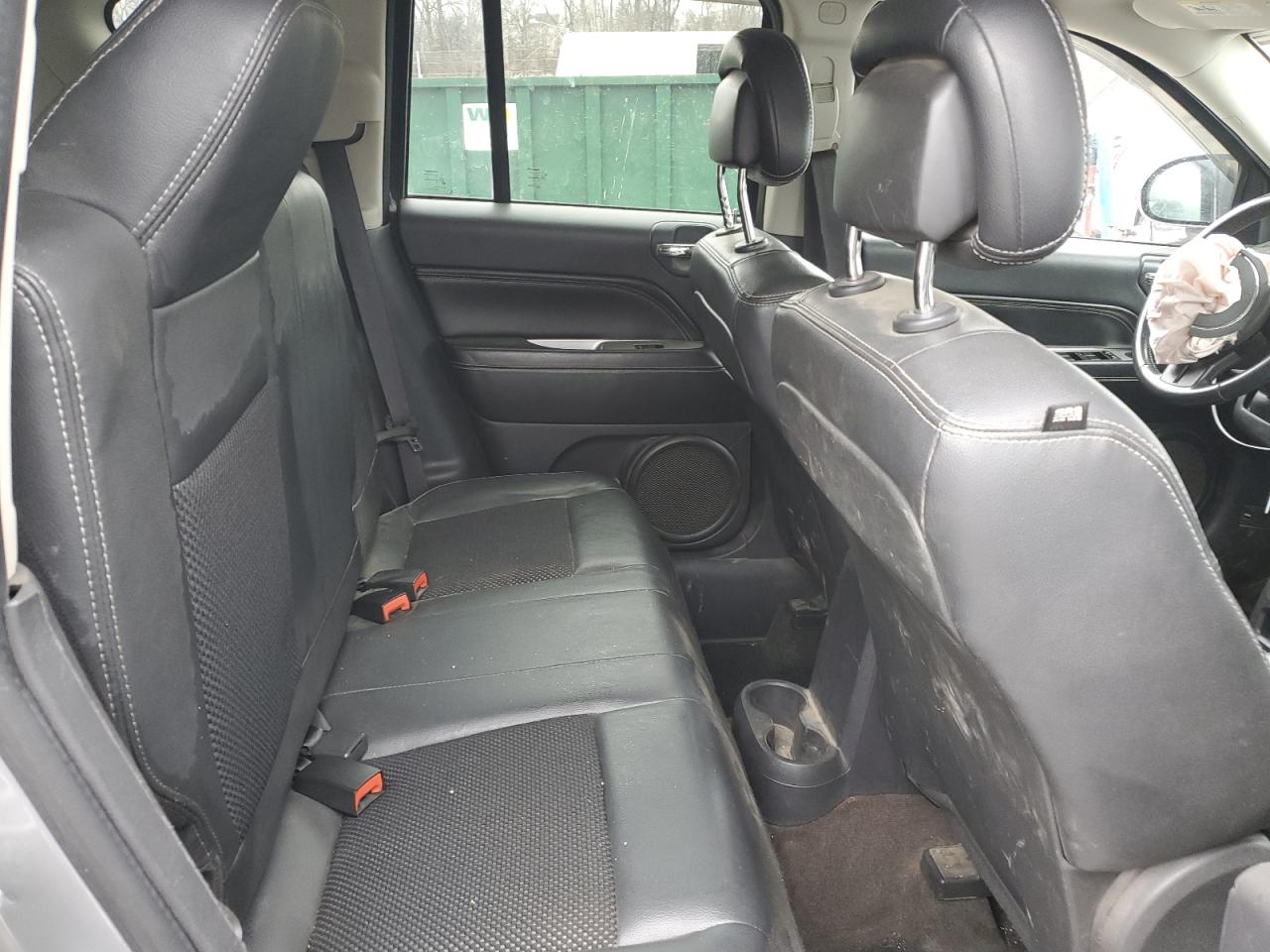 2014 Jeep Compass - Image 11