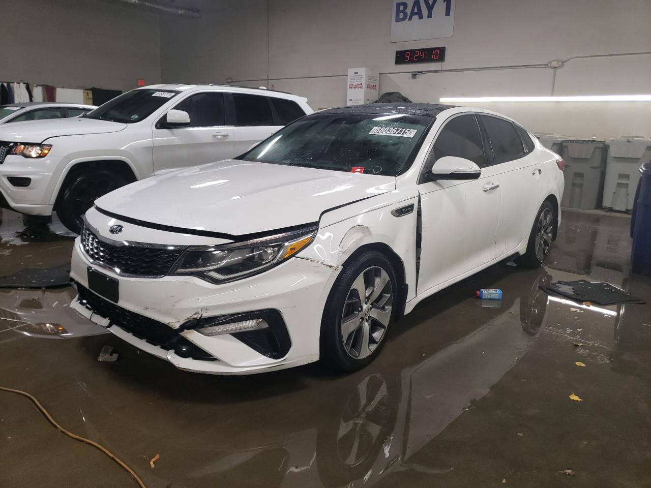2016 Kia Optima - Image 1