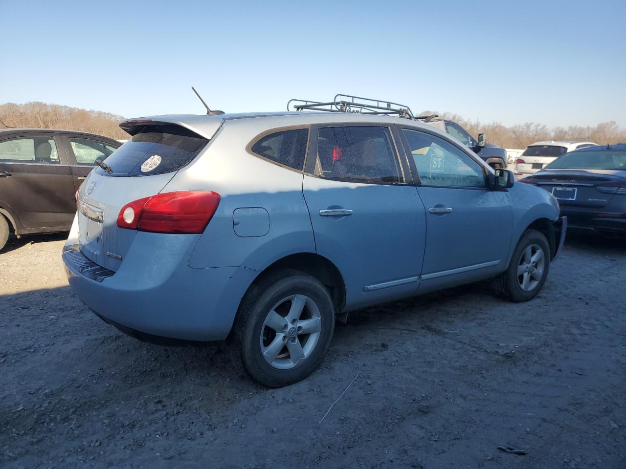 2013 Nissan Rogue - Image 3
