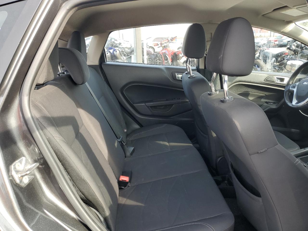 2016 Ford Fiesta - Image 10