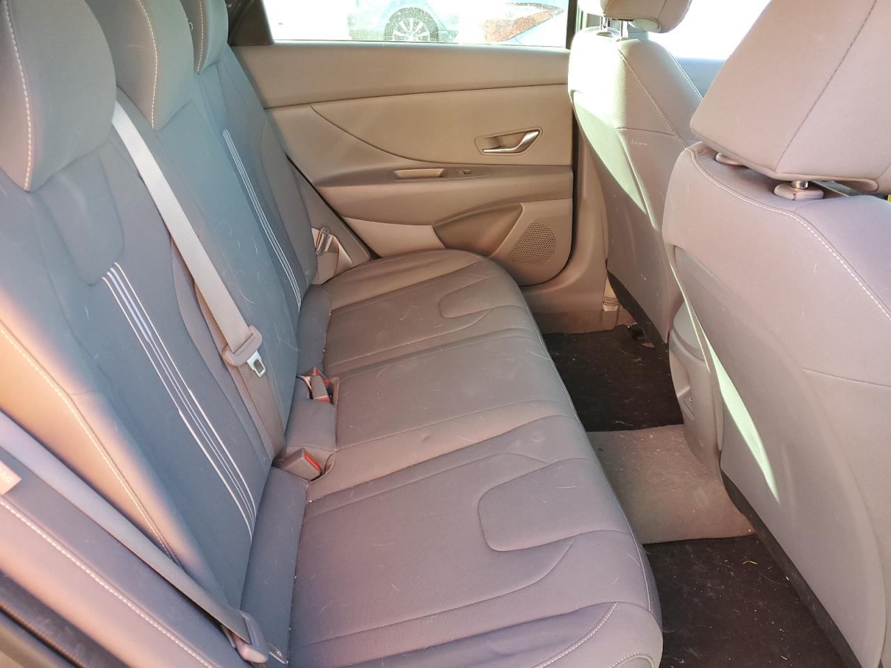 2024 Hyundai Elantra - Image 10