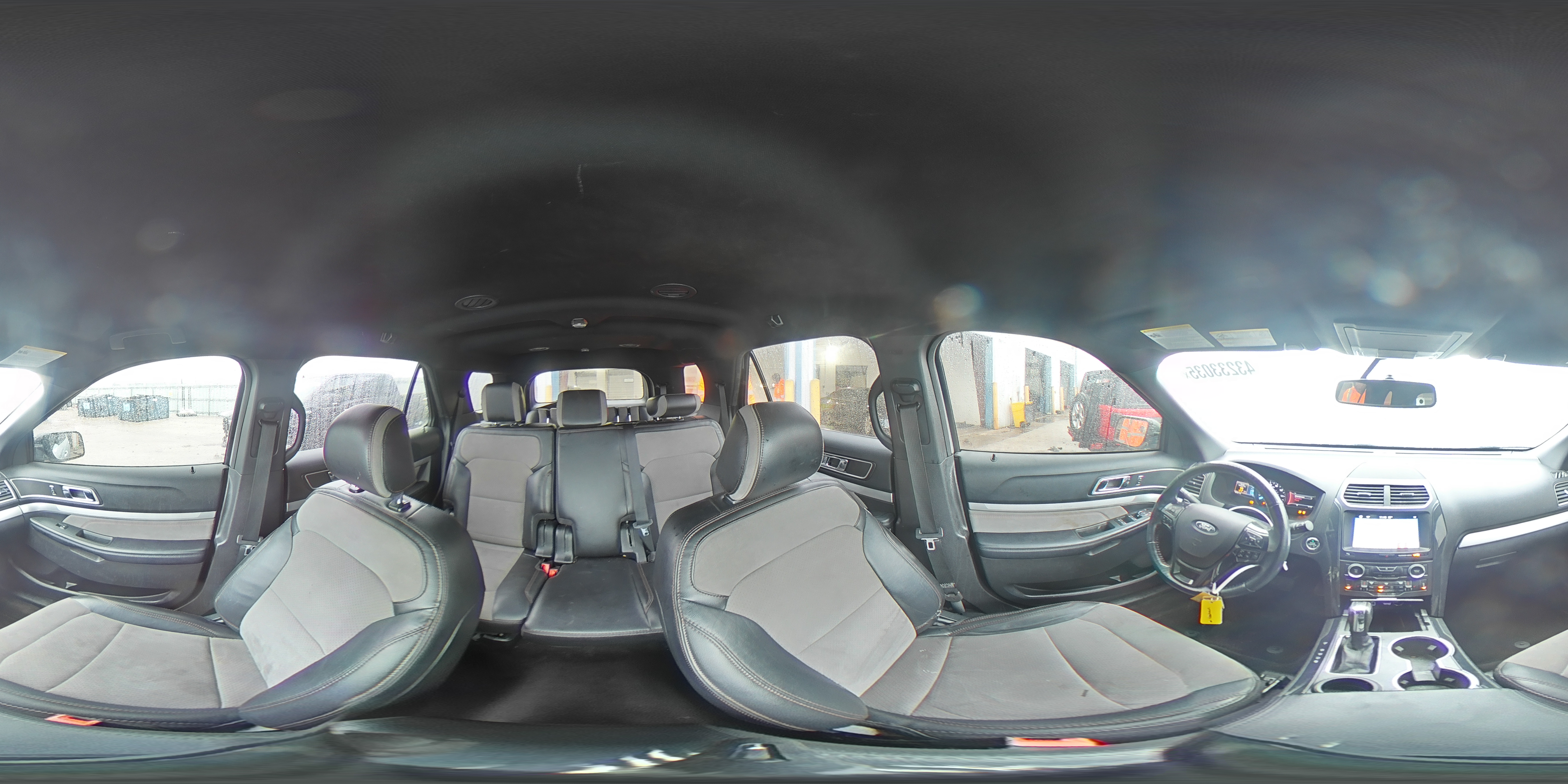 2017 Ford Explorer - Image 15