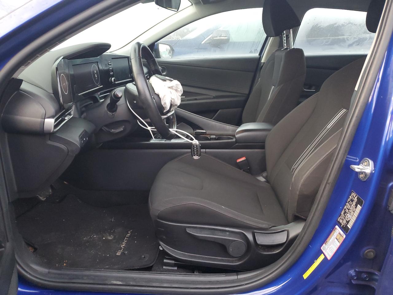 2021 Hyundai Elantra - Image 7