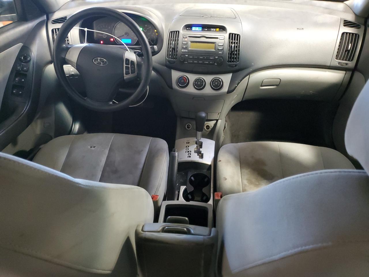 2008 Hyundai Elantra - Image 8