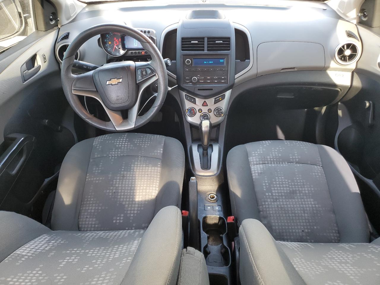2015 Chevrolet Sonic - Image 8