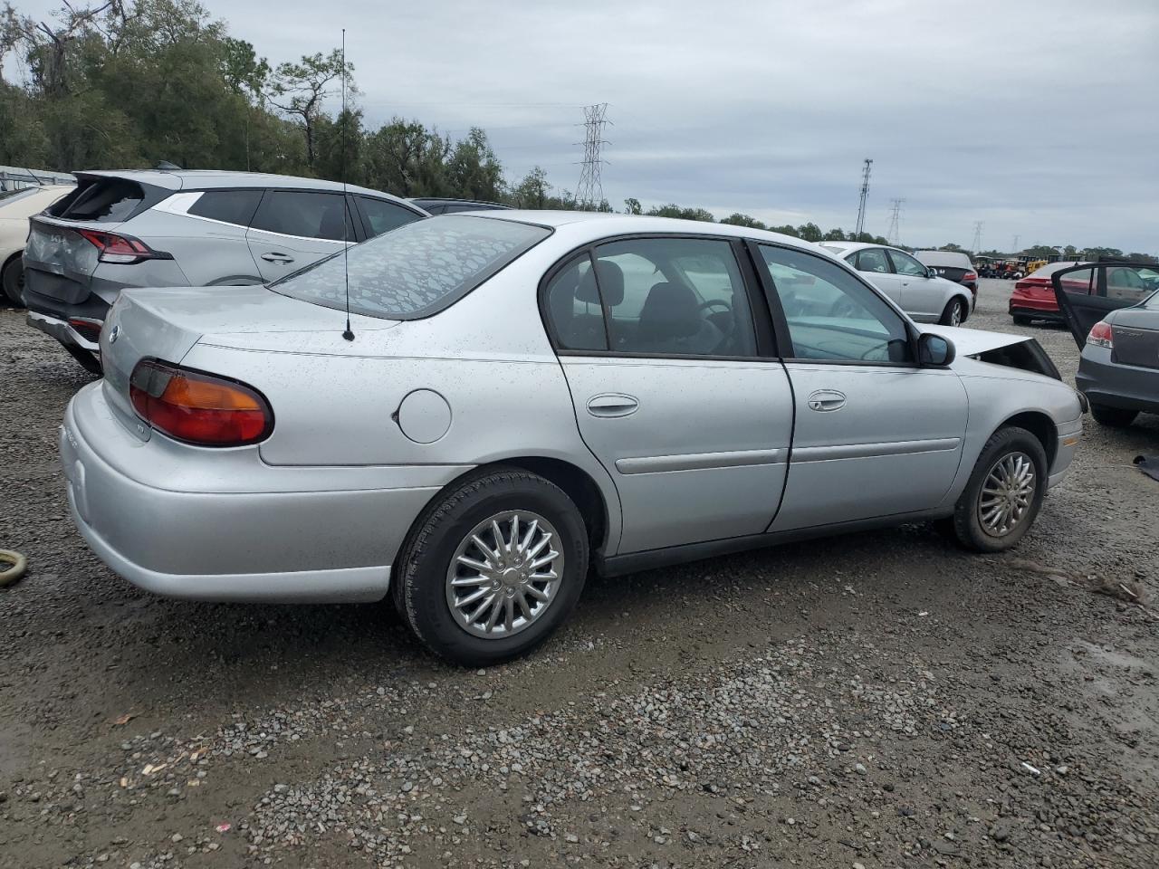 2002 Chevrolet Malibu - Image 3