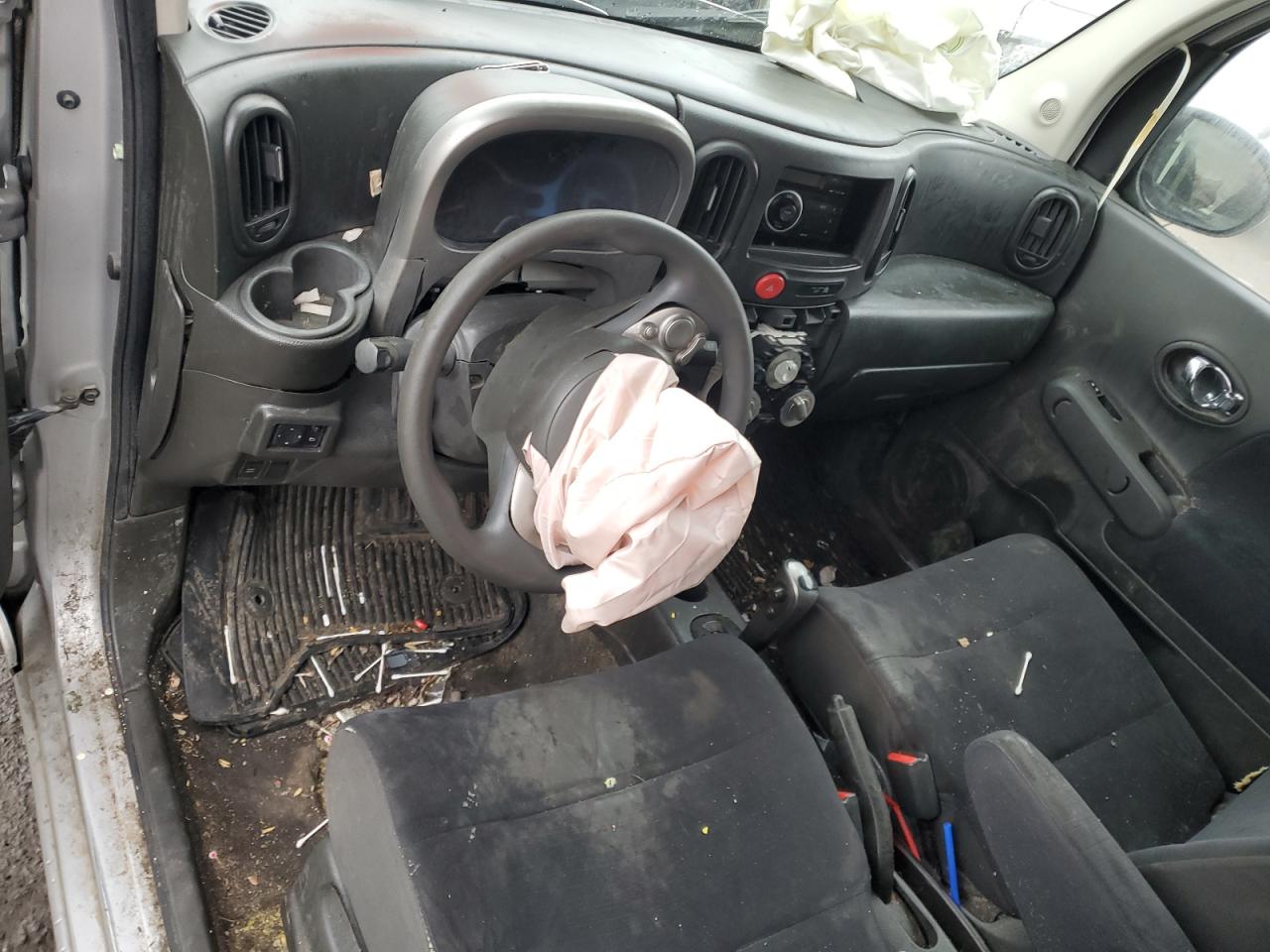 2009 Nissan Cube - Image 8