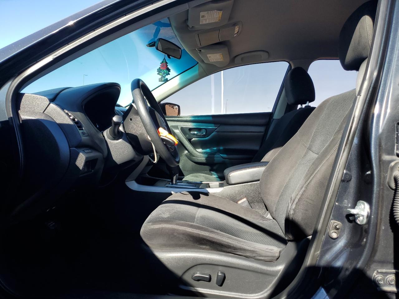 2015 Nissan Altima - Image 7