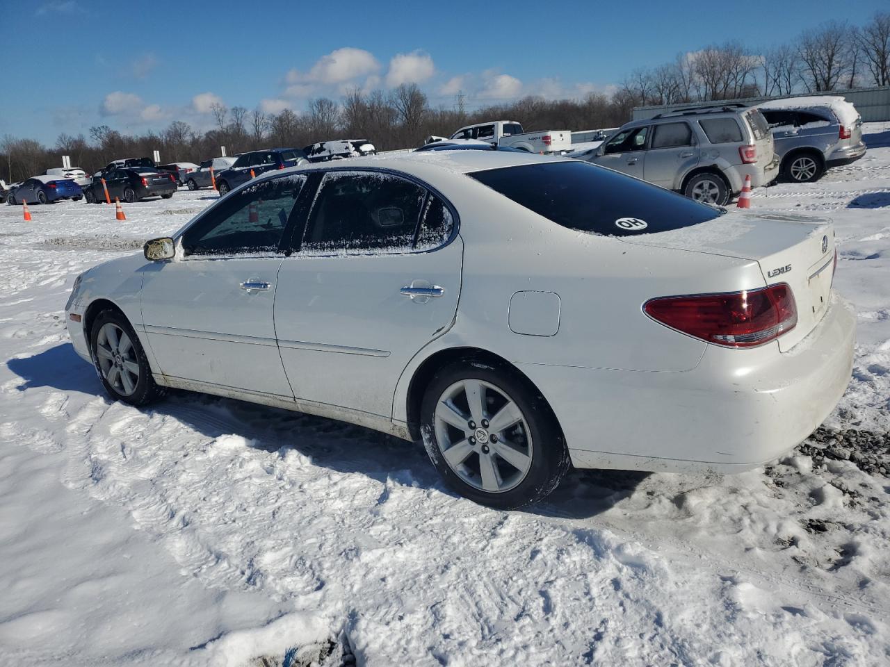 2005 Lexus ES - Image 2