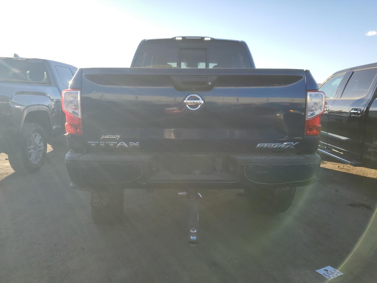 2018 Nissan Titan - Image 6