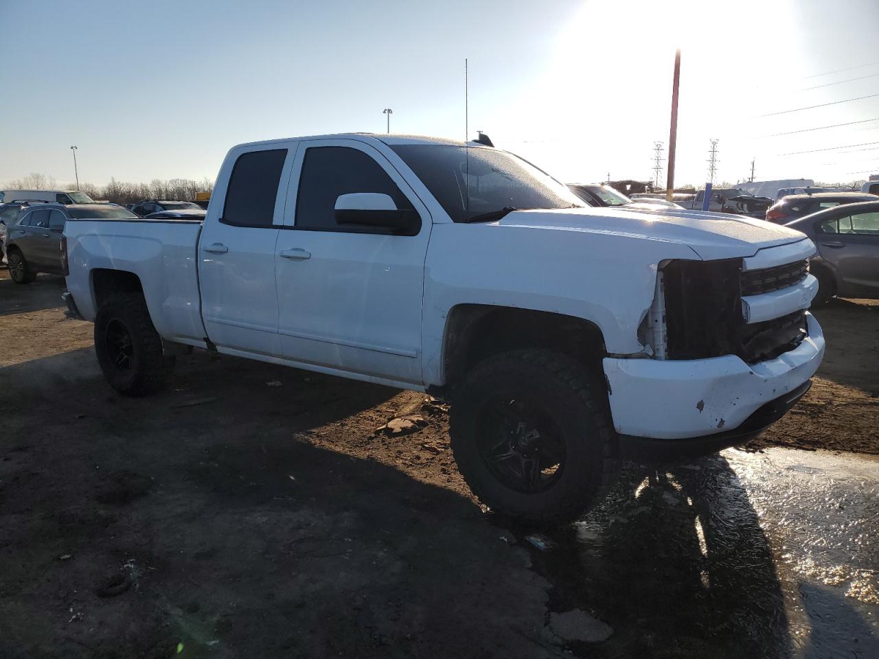 2019 Chevrolet Silverado - Image 4