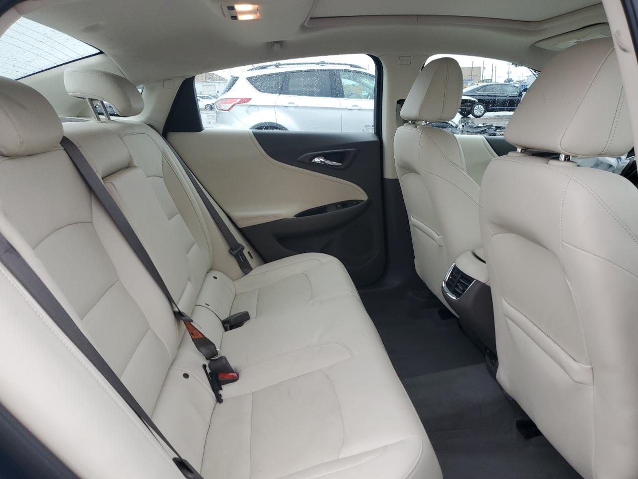 2019 Chevrolet Malibu - Image 10