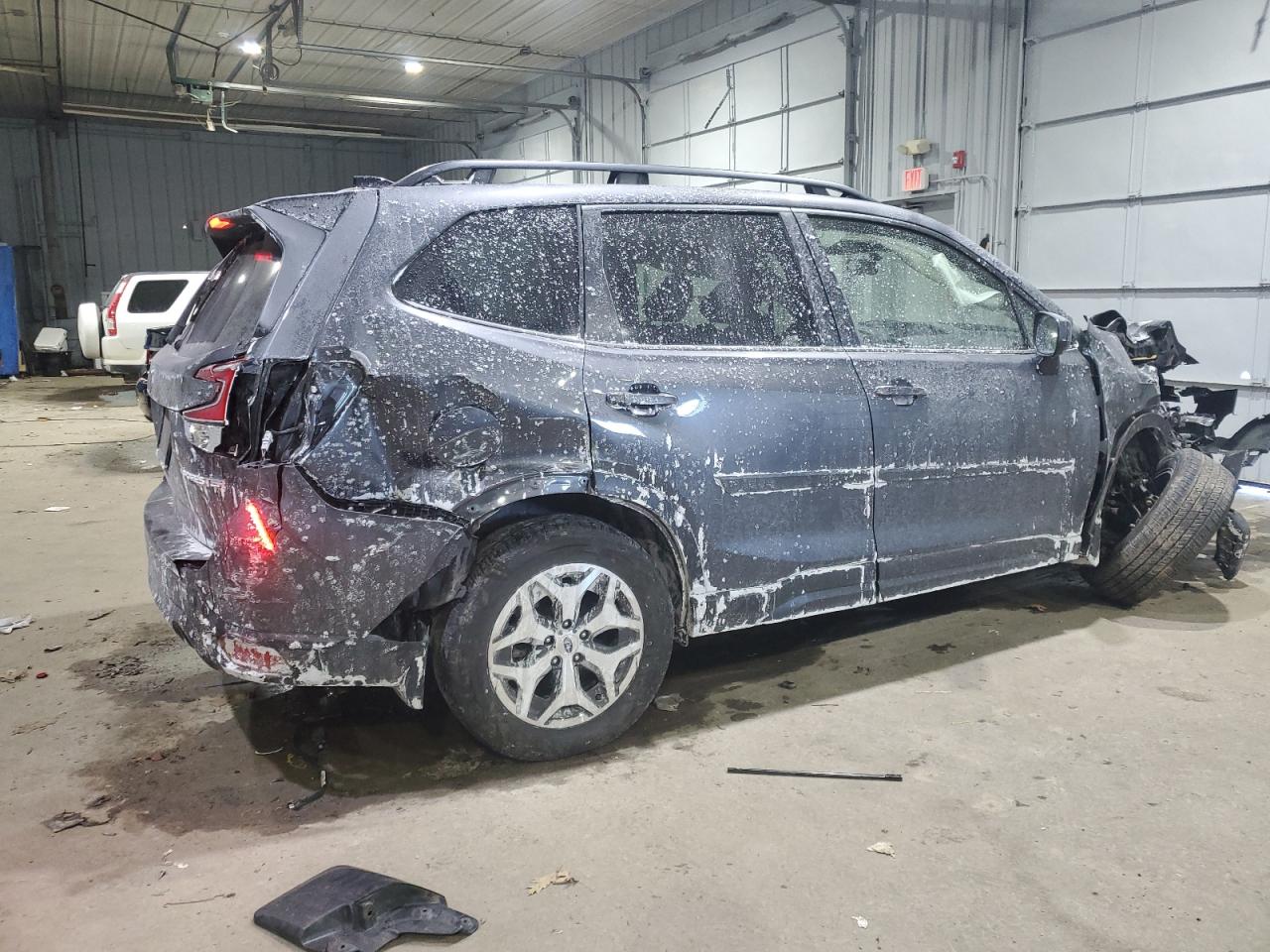 2024 Subaru Forester - Image 3