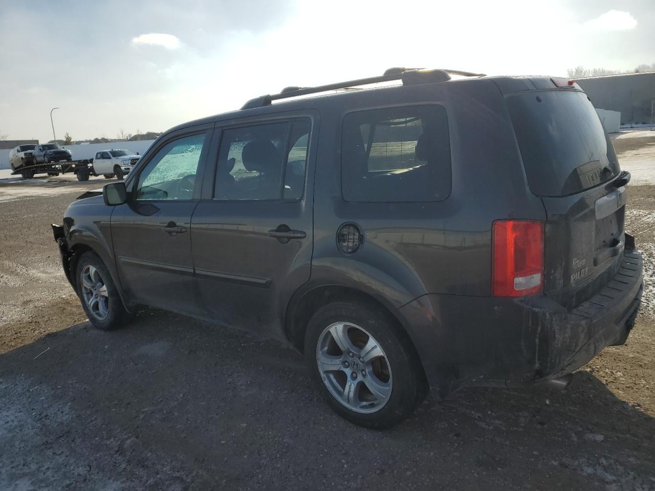 2015 Honda Pilot - Image 2