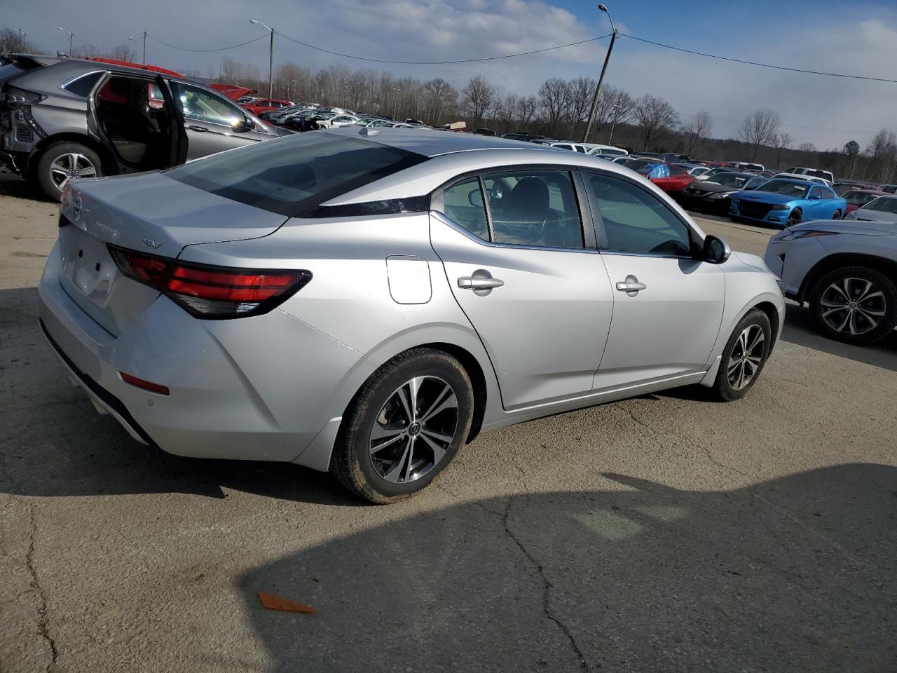 2022 Nissan Sentra - Image 3