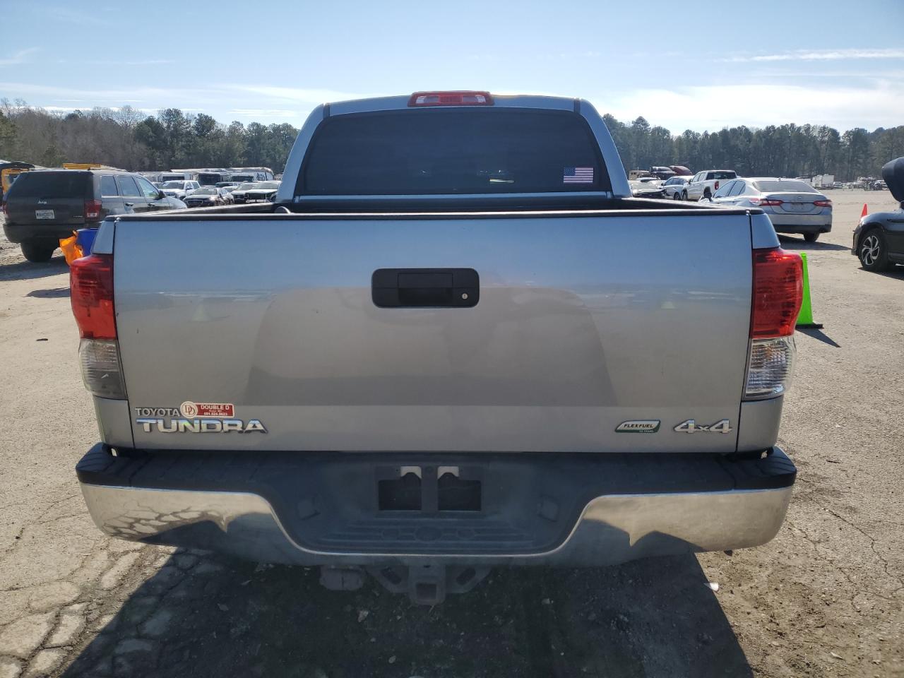 2011 Toyota Tundra - Image 6