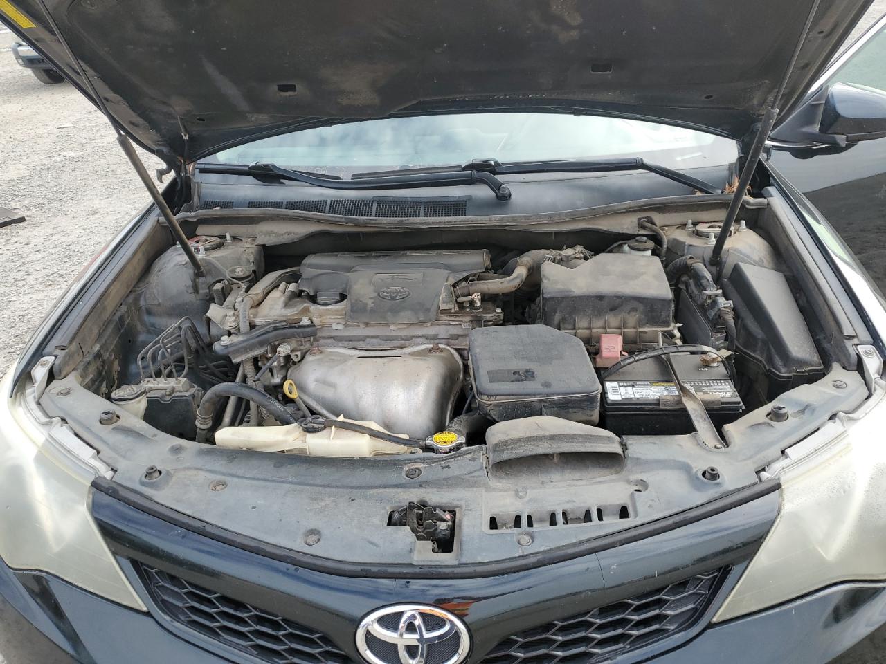 2012 Toyota Camry - Image 11