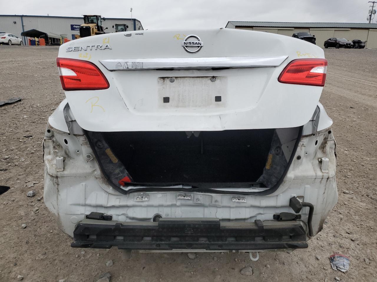2017 Nissan Sentra - Image 6