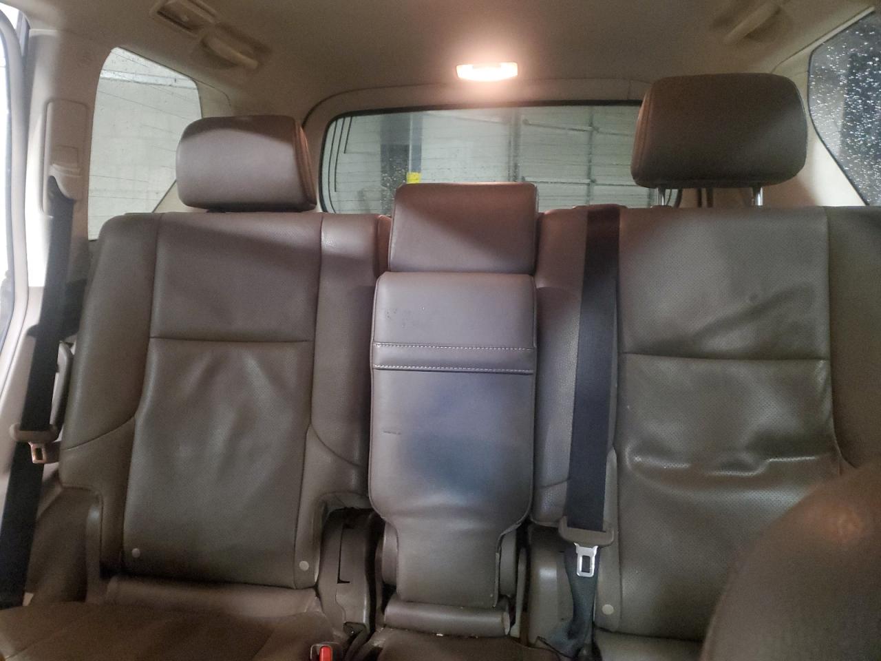 2017 Lexus GX - Image 10