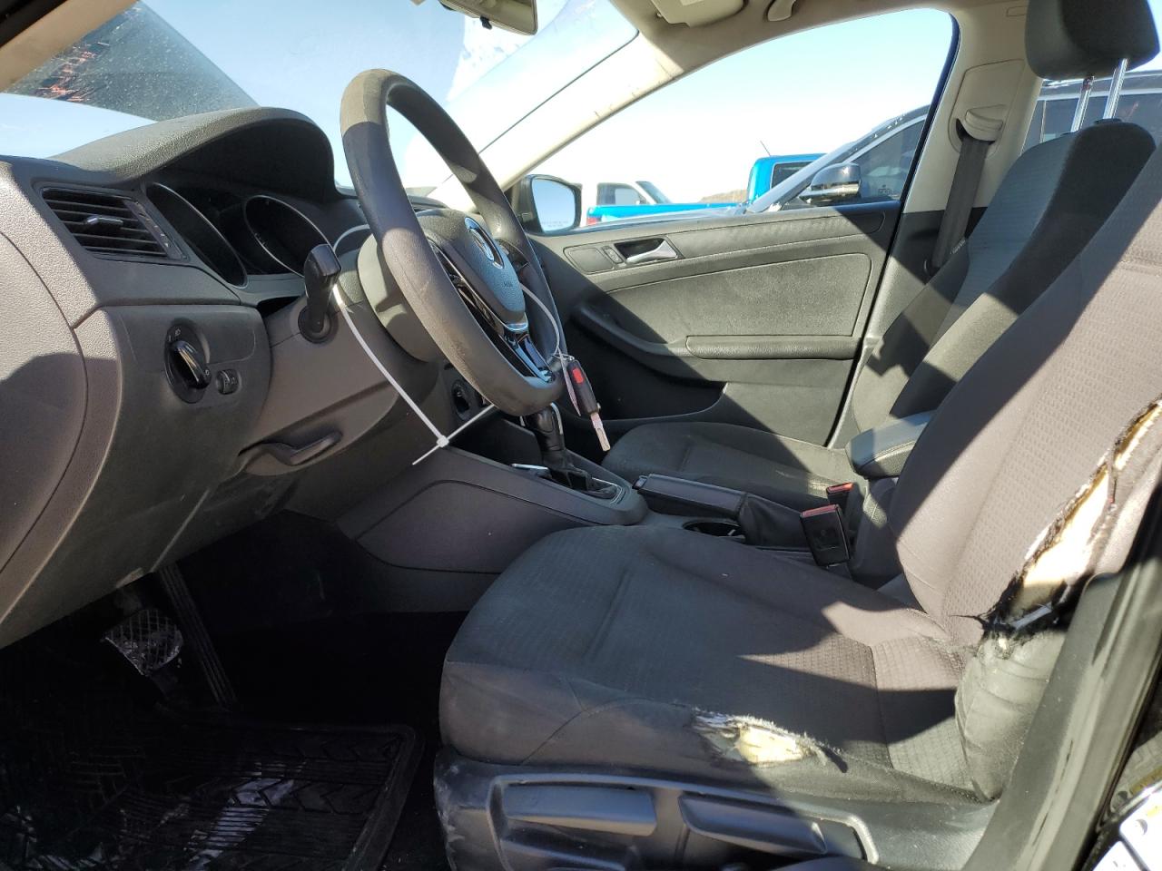 2016 Volkswagen Jetta - Image 7