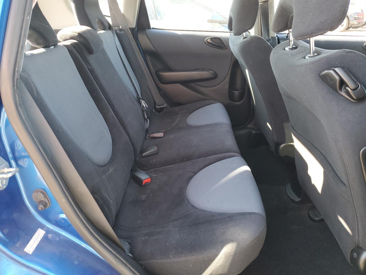 2008 Honda Fit - Image 10