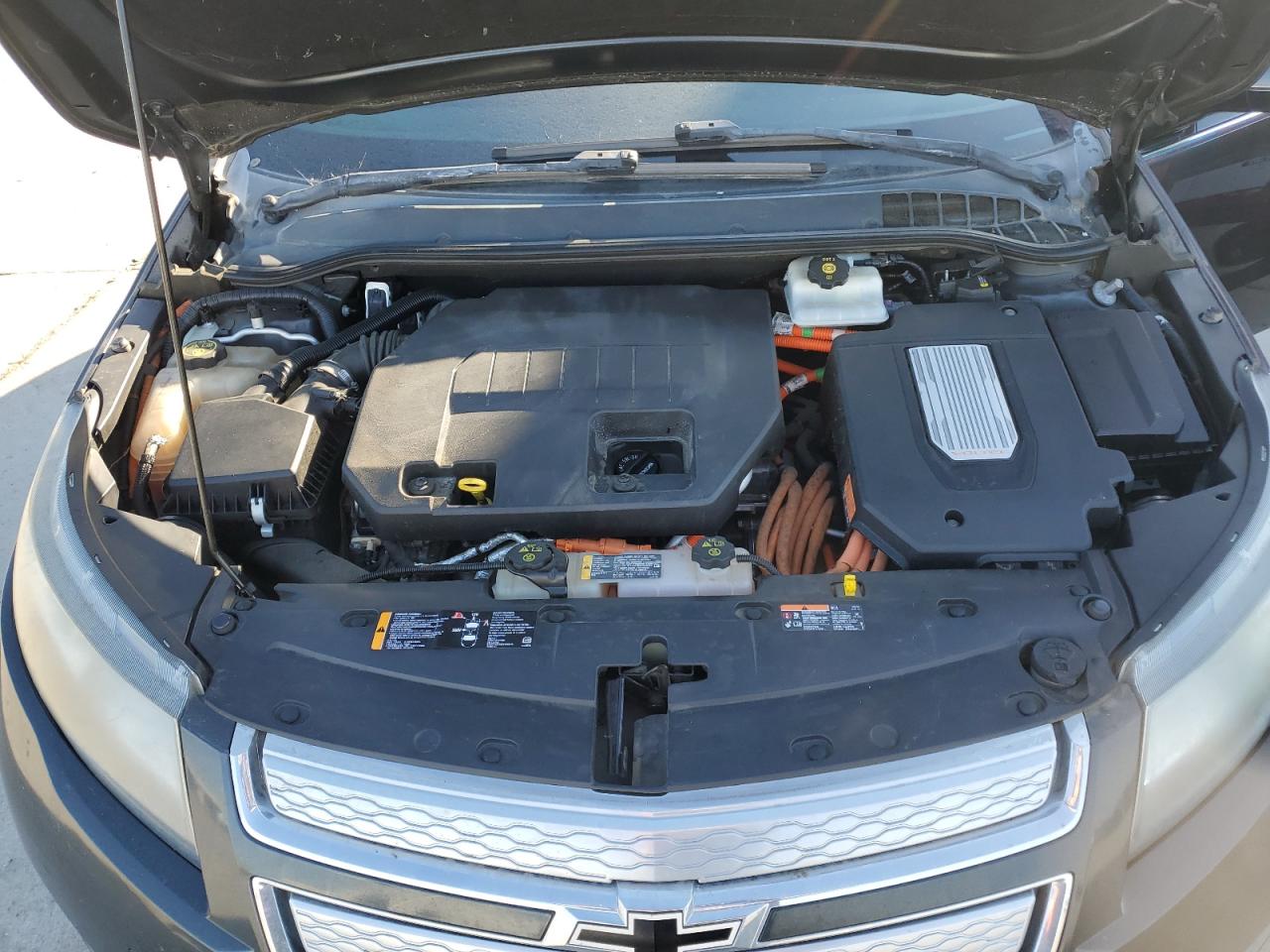 2014 Chevrolet Volt - Image 11